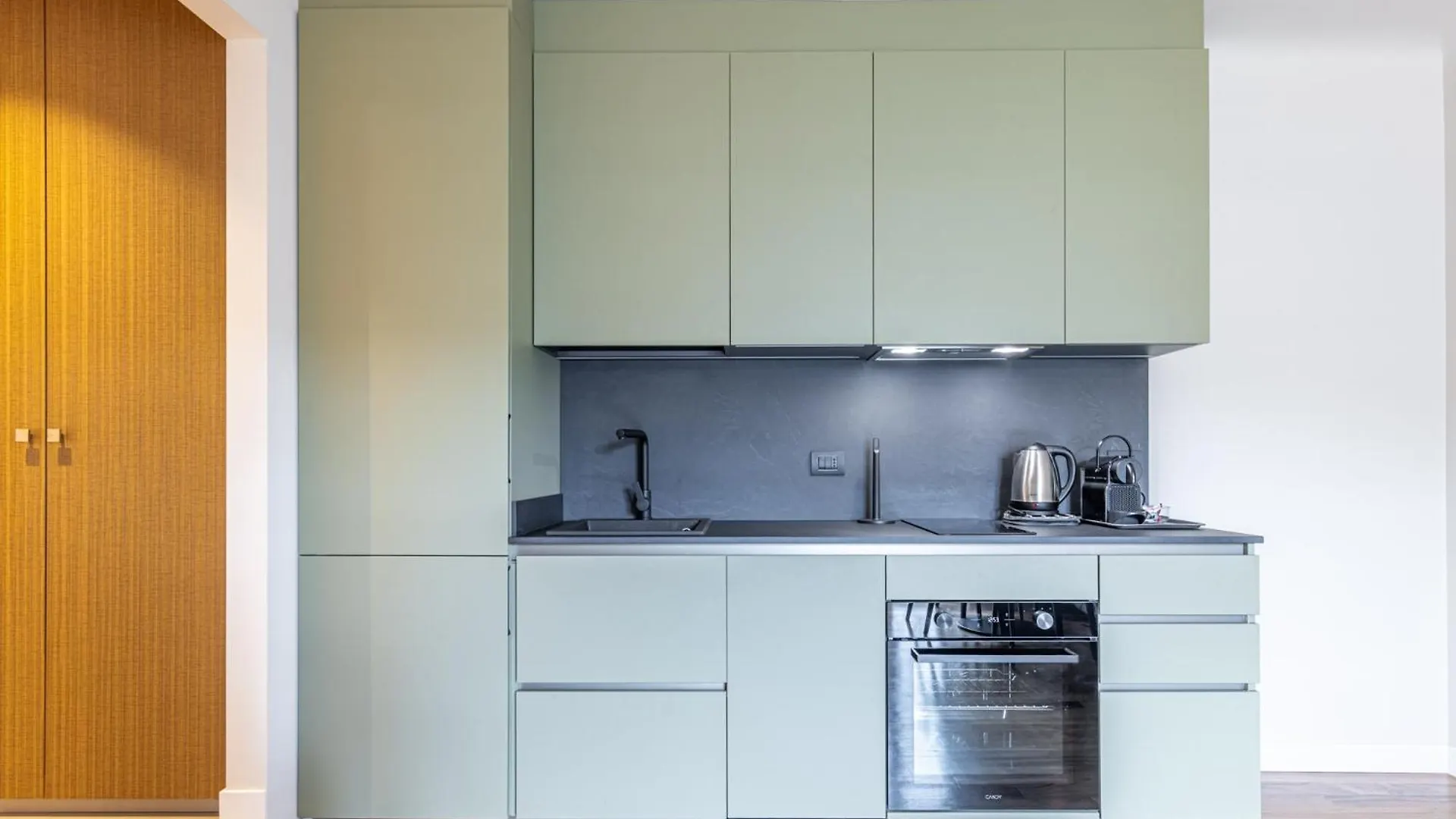 Brera - Elegante Appartamento In Via Moscova Milano